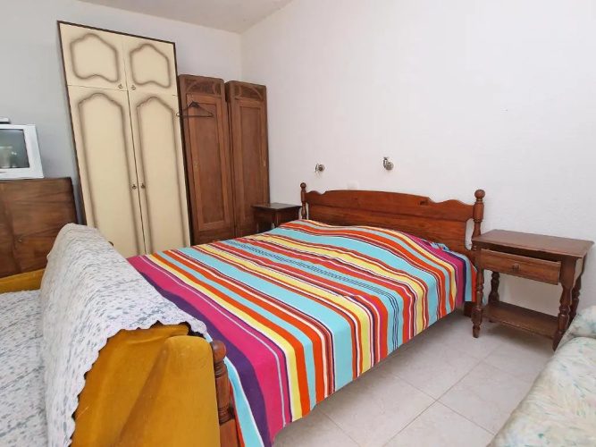 Apartment 820