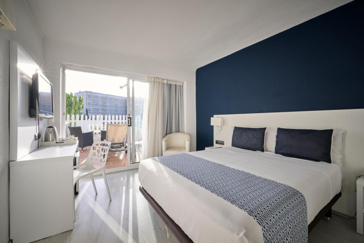 Catalonia Del Mar - Adults Only