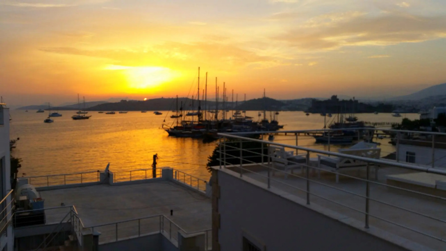 Bumerang Suite Hotel