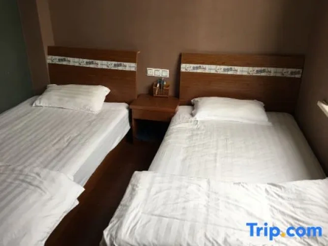 Standard Quadruple room with view