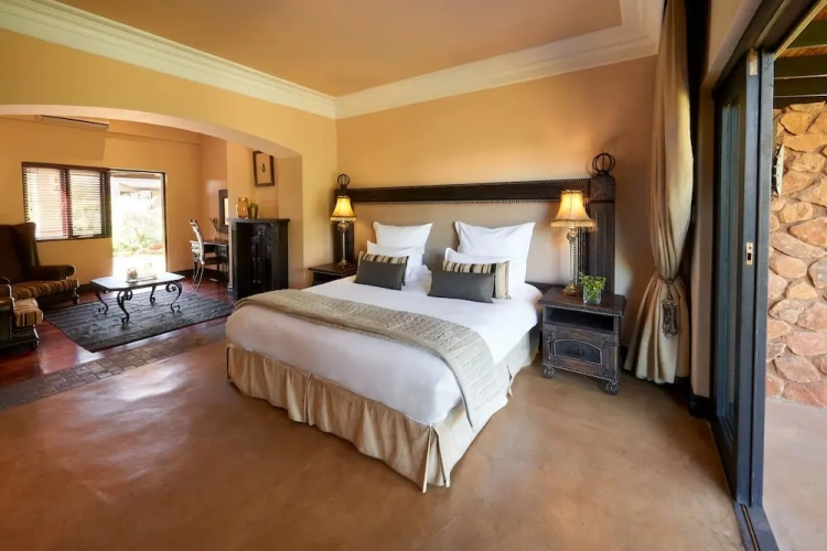 Deluxe Suite
