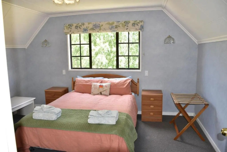 Creel House BB