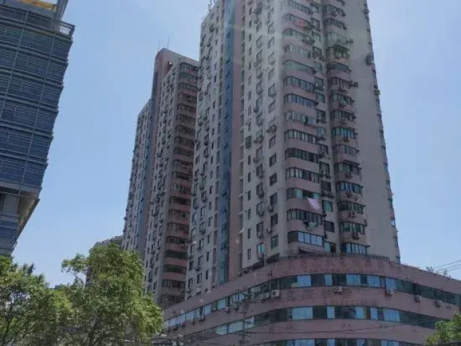 Roomix Hostel (Shanghai Jing'an Temple)
