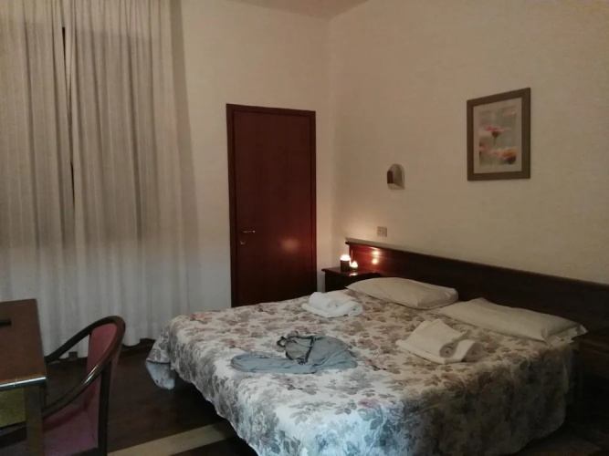 Hotel Resi & Dep