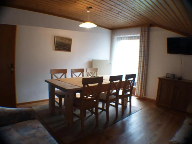 3 Bedrooms Apartment with balcony