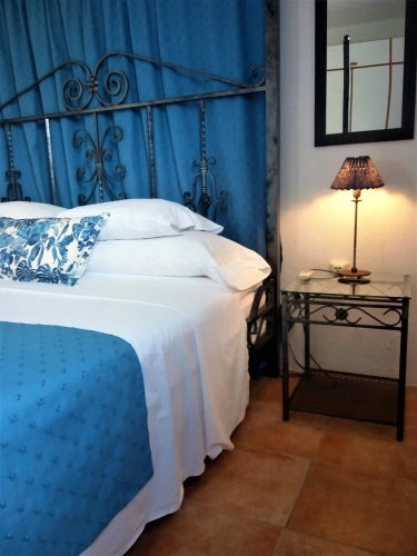 1 Bedroom Apartment with balcony and with view