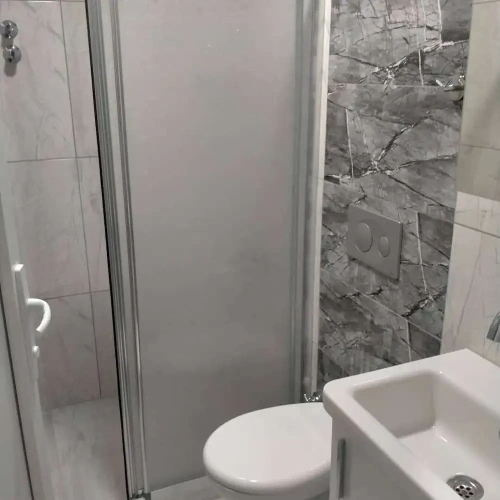 Standard Twin room with balcony and with partial sea view