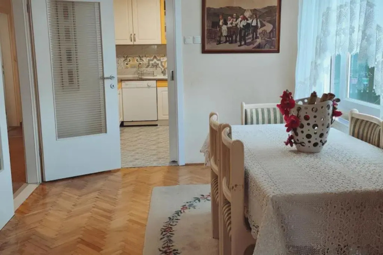 ZNK Family House