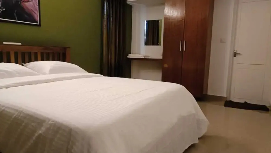 Serenity Hotel