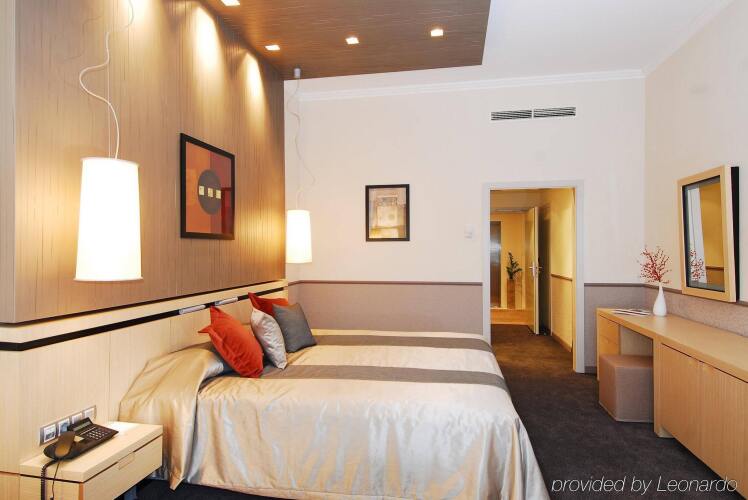 Mamaison Hotel Andrassy BudapestOver view