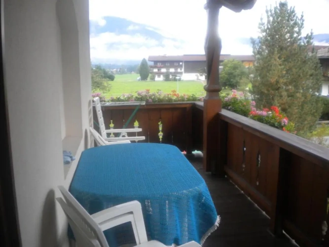 3 Bedrooms Apartment with balcony