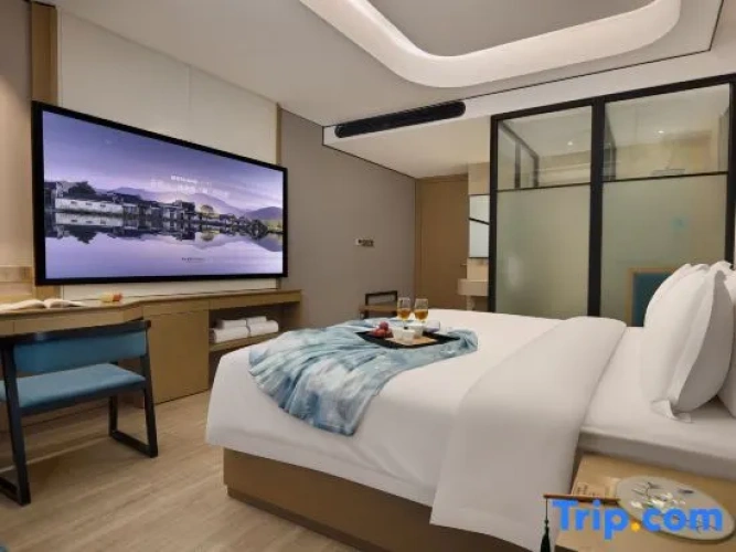 Classic Double room with view