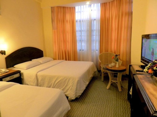 Superior Triple room