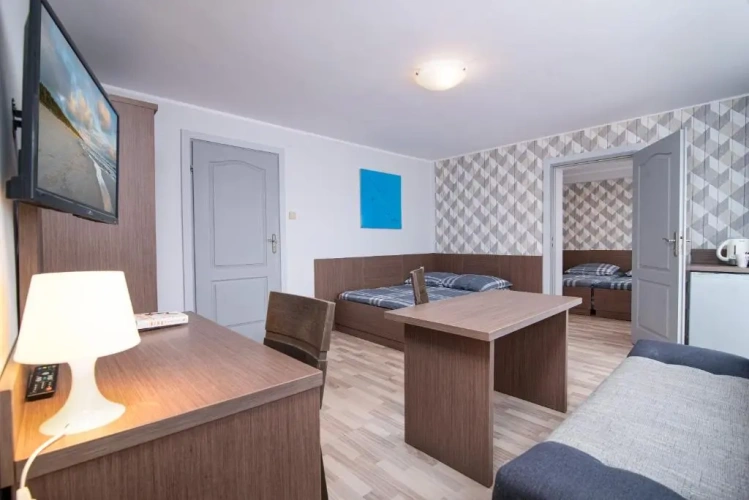 2 Bedrooms Quadruple Suite