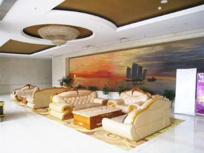 Hongzehu Jinjiuling Hotel