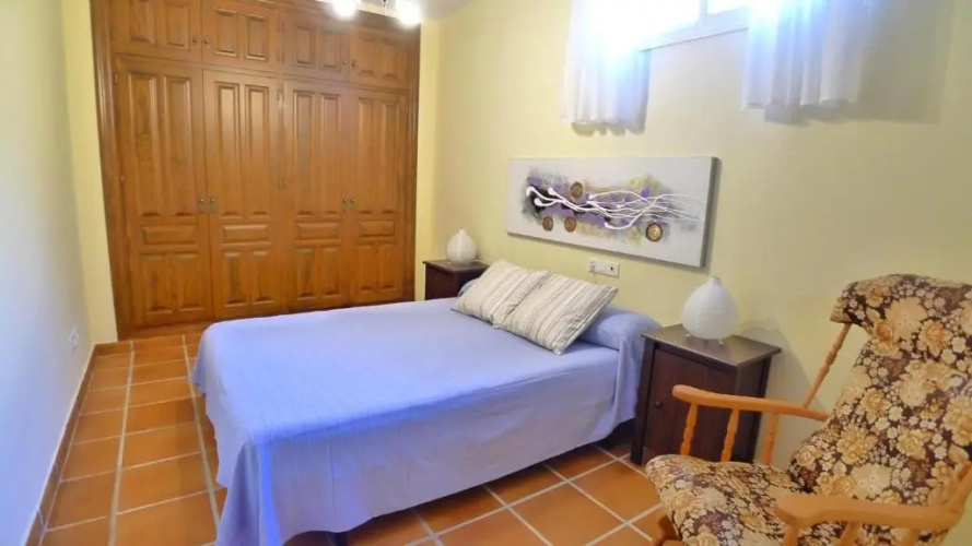 R1044 - Villa Karina