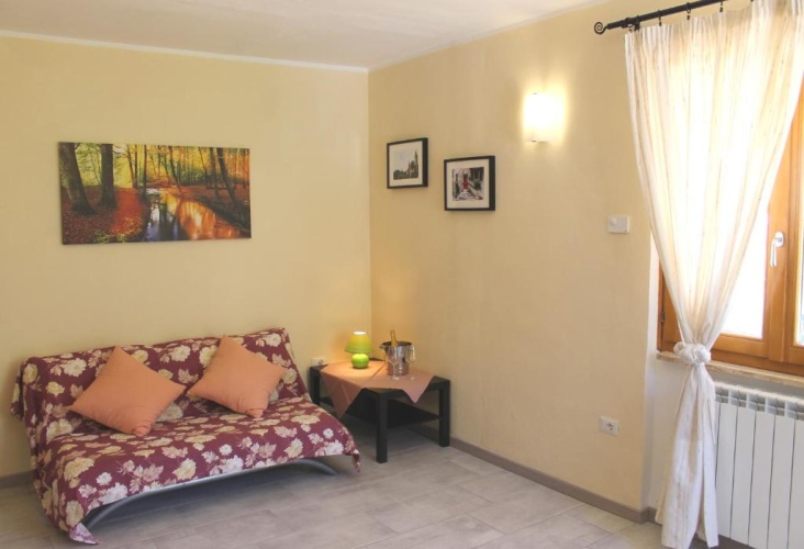 2 Bedrooms Cottage