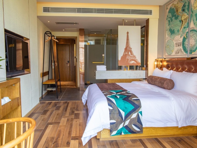 Standard Double room with view