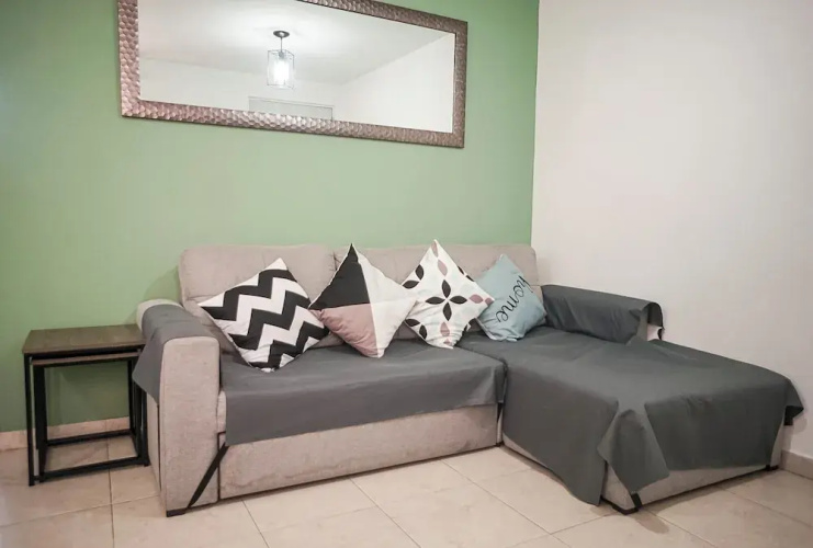 Cozy Apartment Poliforum AC