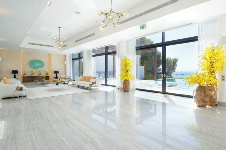 Silk Valley - Grand 6B Beachfront Villa