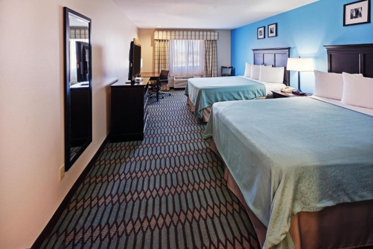 Standard Quadruple room