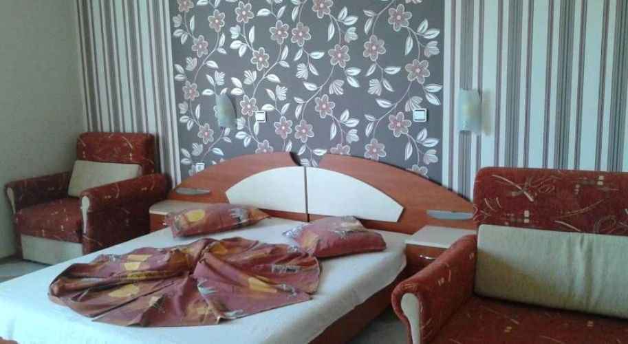 Venis Hotel