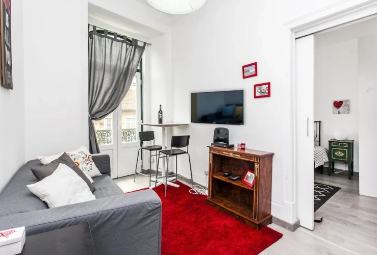 1 Bedroom Apartment with balcony