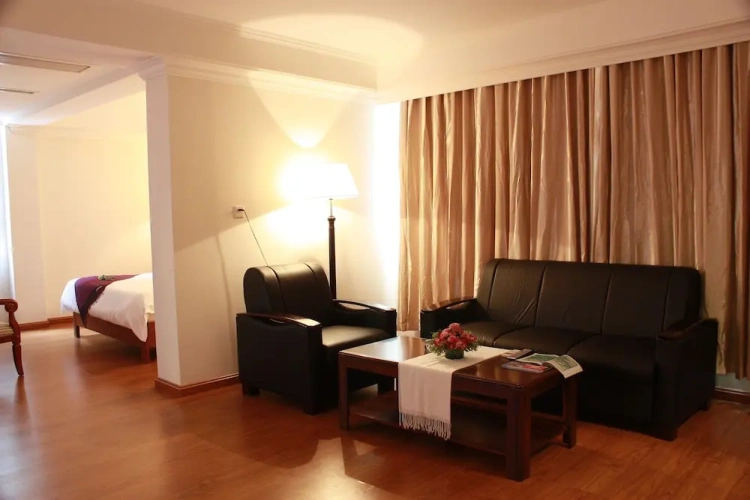 Double Suite