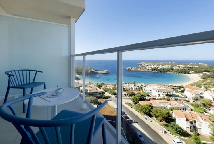 Deluxe Single room with balcony and with sea view