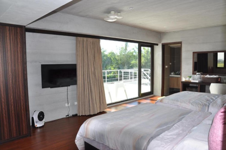 Standard Double room with view