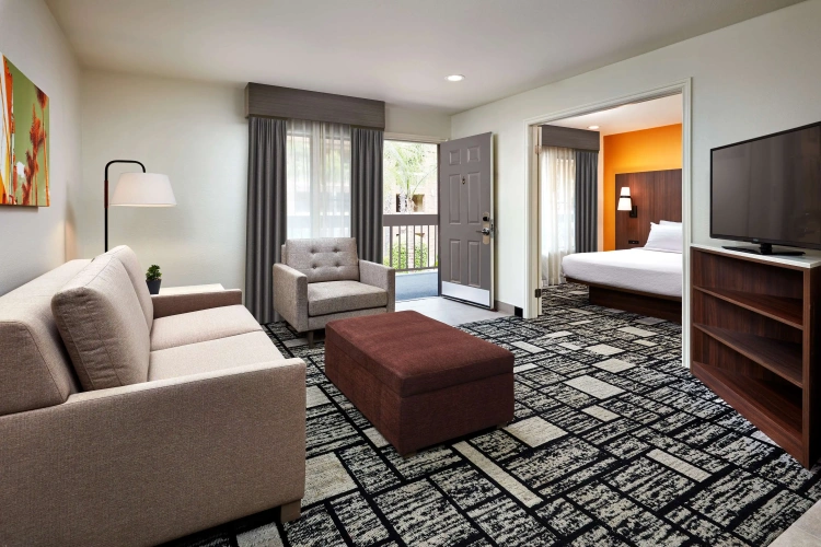 Double Suite