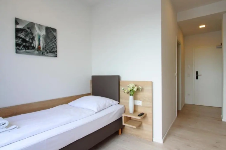 Deluxe Single room
