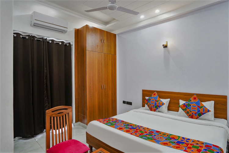 FabHotel F9 Noida Sector 56