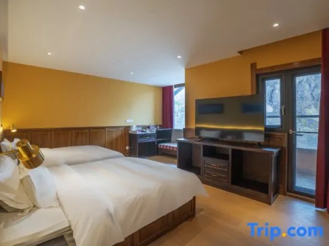 Duplex Suite with balcony and with mountain view