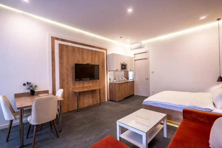 5 Star Apart Hotel
