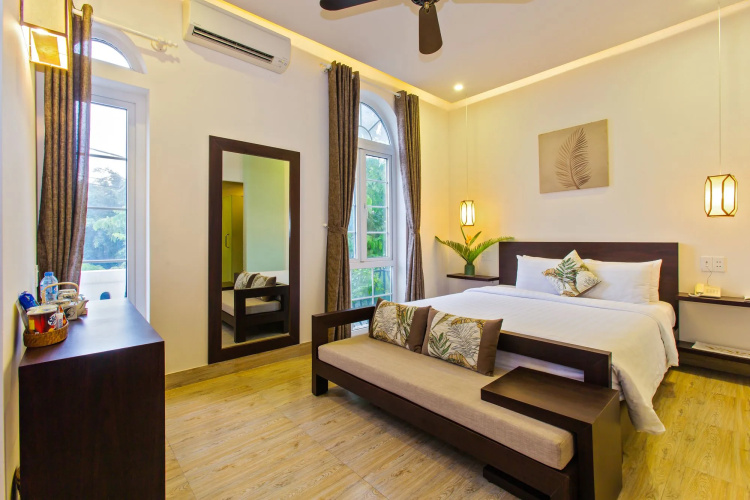 Vaia Hoi An Boutique Hotel