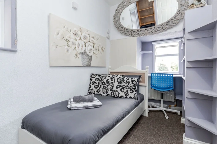 Standard Single room