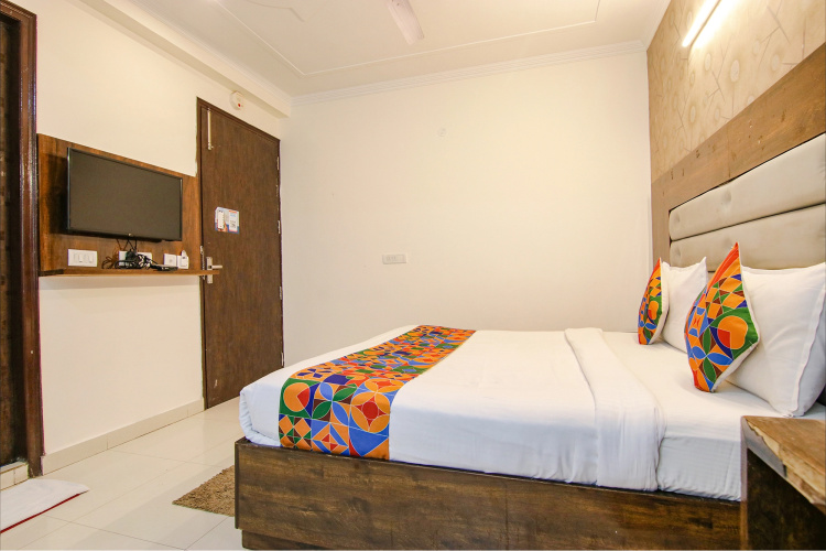 Fabhotel Airport Avalon