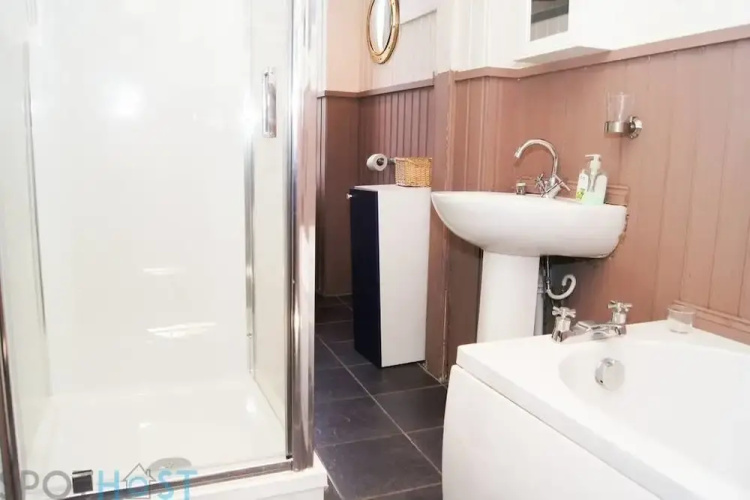 Copland Road Apartment