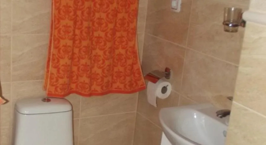 Simona House