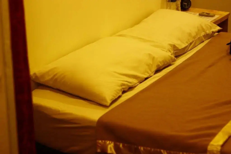 Bahari Twenty8 - Hostel