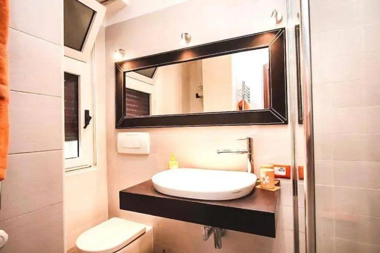 Petite Home in Rome