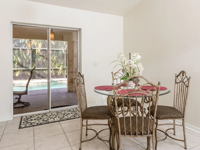 5828 SW 1st Place Home