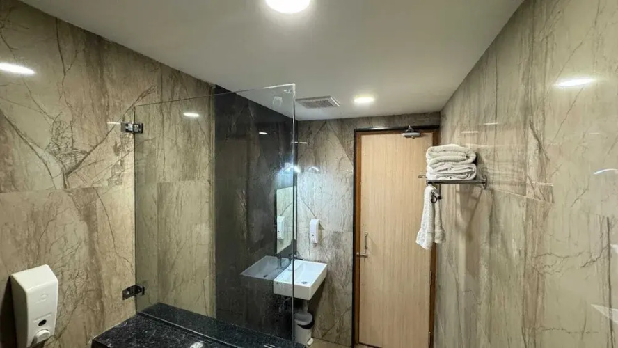 Hotel Royal stay