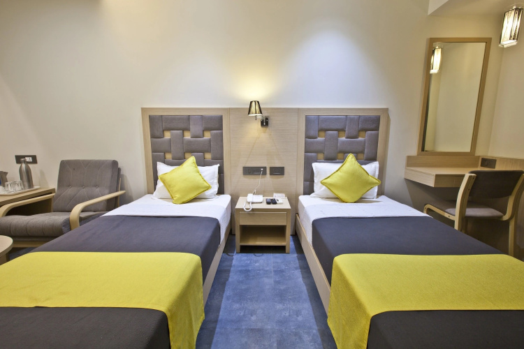 Hotel Sifat International