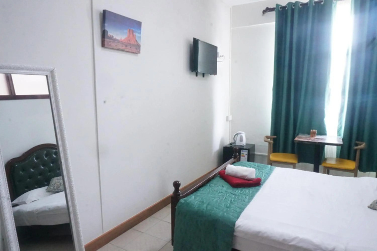 Happy Ours Guesthouse