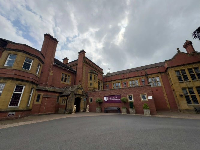 The Mount Country Manor Hotel & Golf