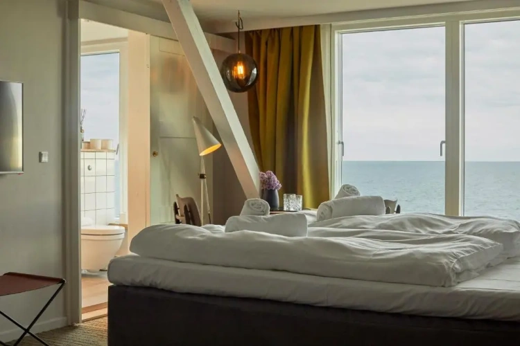 Standard Double room with sea view