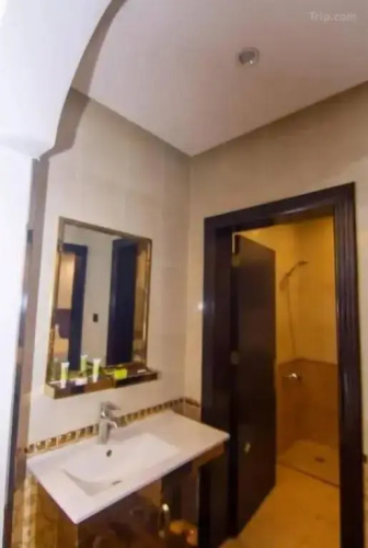 Al Muteb Suites Al Ezdehar 2