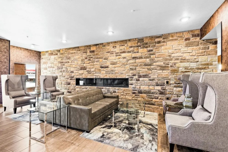 Cobblestone Hotel & Suites - Cullman